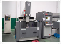 Plastic Injection Molding Machine