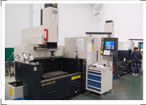 Plastic Injection Molding Machine